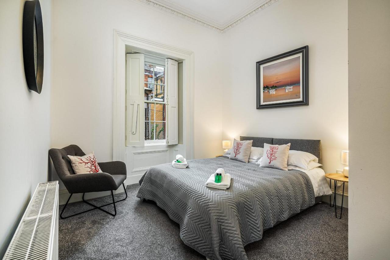 The Renfrew Residence 4-Bedroom, City Centre Глазгоу Екстериор снимка